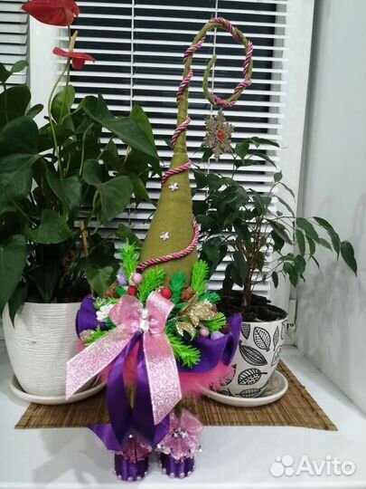 Ёлка топотушка