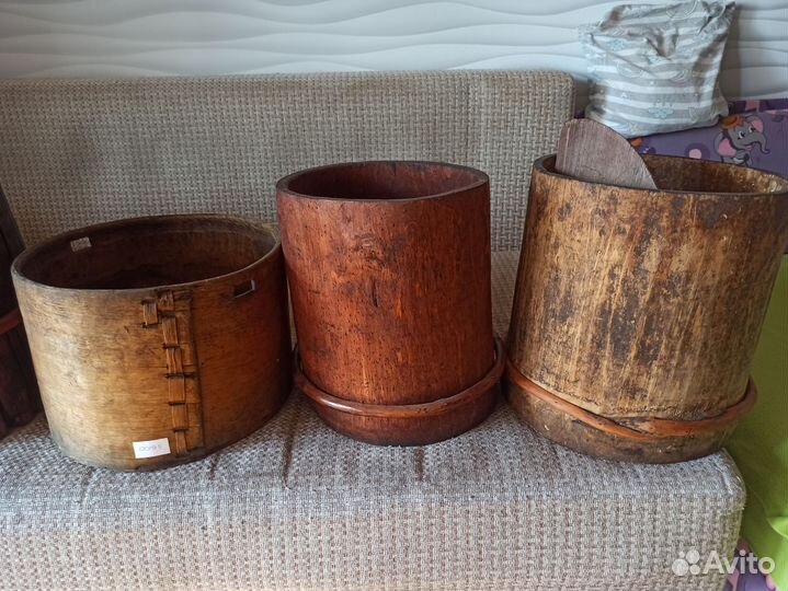 Старинные деревянные предметы быта Ведра
