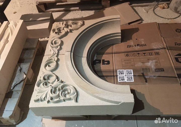 Дагестанский камень. Капитель. Колонны. Панно