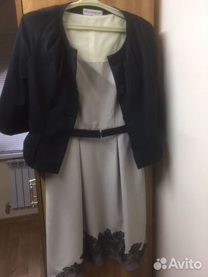 Платье и пиджак