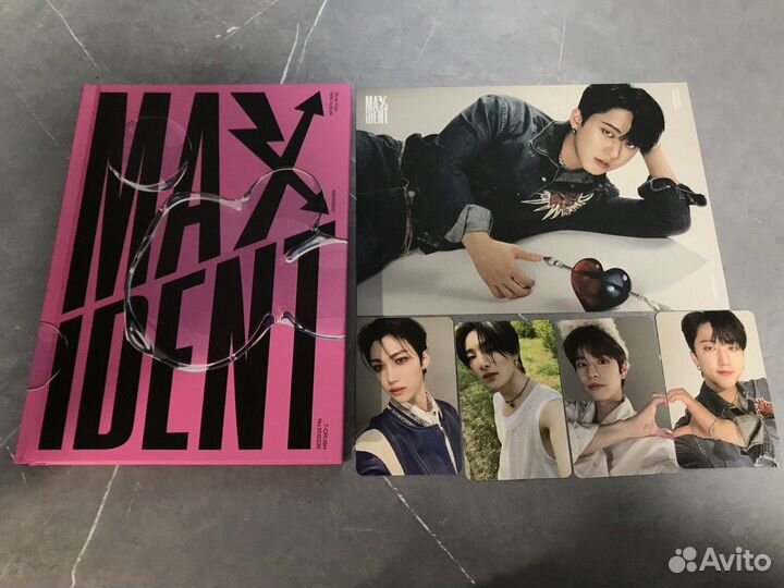 Альбом Stray Kids Maxident T-crush version