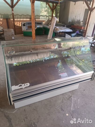 Холодильная витрина