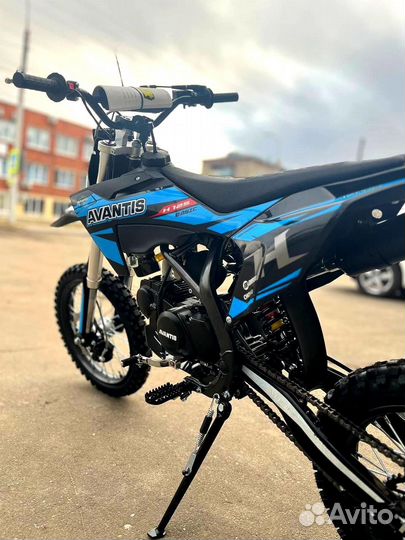 Питбайк Avantis 125 кубов, 10 лс, на 14/12 колесах, с карбюратором Nibbi PE 19