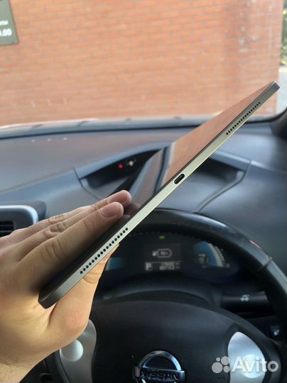 iPad Pro 12.9 4 поколения 256gb в идеале с чеком