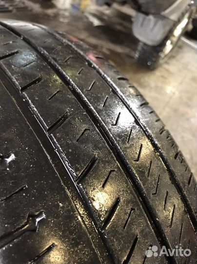 Hankook Radial RA28 215/65 R16