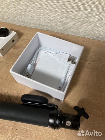 Экшн камера xiaomi yi