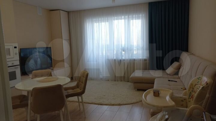 2-к. квартира, 87 м², 6/10 эт.
