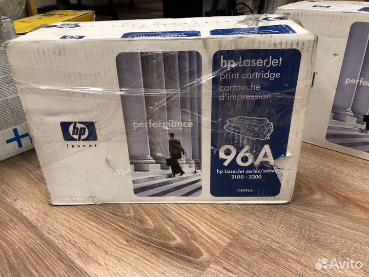 Оригинальные картриджи HP поврежденная коробка