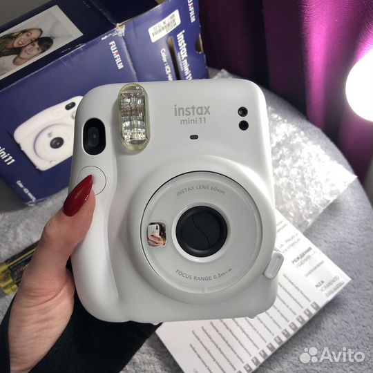 Fujifilm instax mini 11 белый