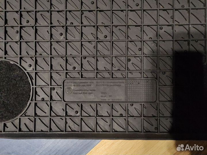 Автомобильные коврики резиновые