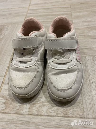 Кроссовки для девочки