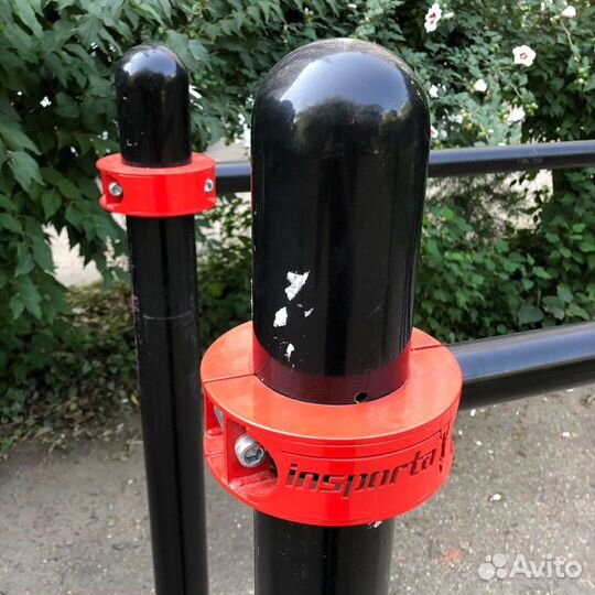 Уличный воркаут турник брусья смежные