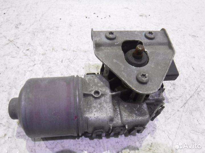 Моторчик стеклоочистителя передний 0390241509