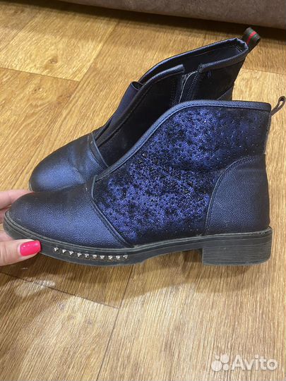 Ботинки на девочку