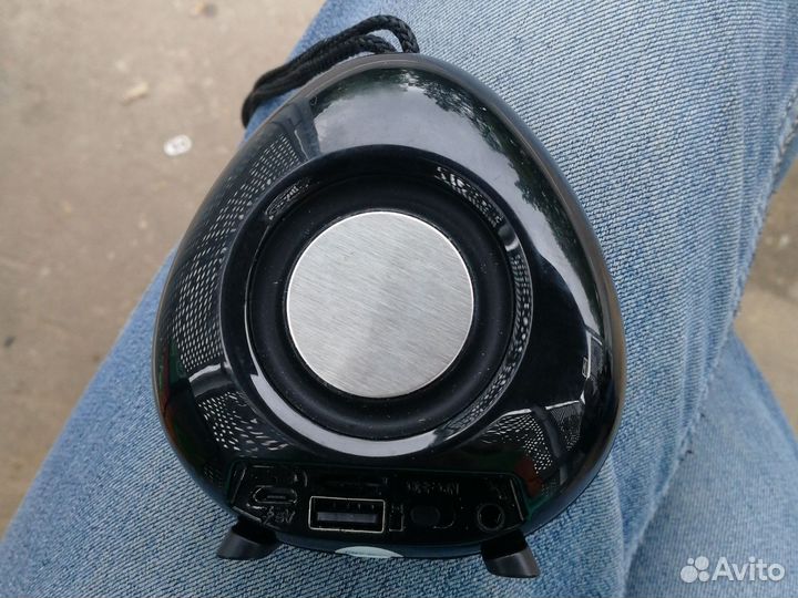 Блютуз колонка