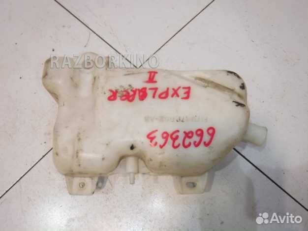 Бачок омывателя Форд