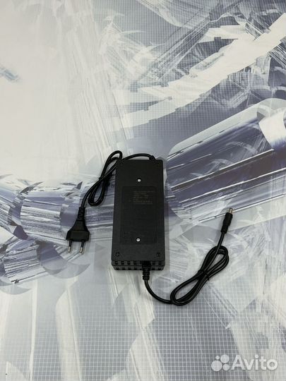 Зарядное устройство для электровелосипеда 36V/48V