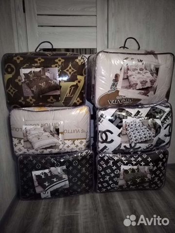 Постельное белье с одеялом и подушками