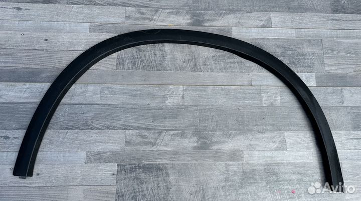 Mercedes glc накладка крыла передняя правая