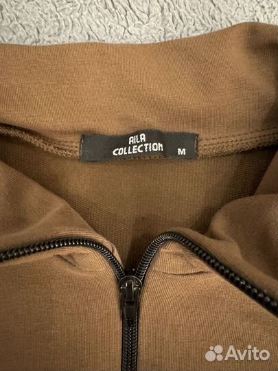 Женский спортивный костюм