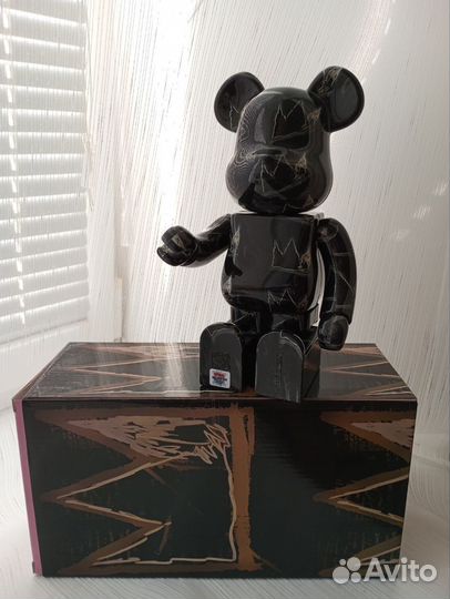 Медведь bearbrick jean michel basquiat