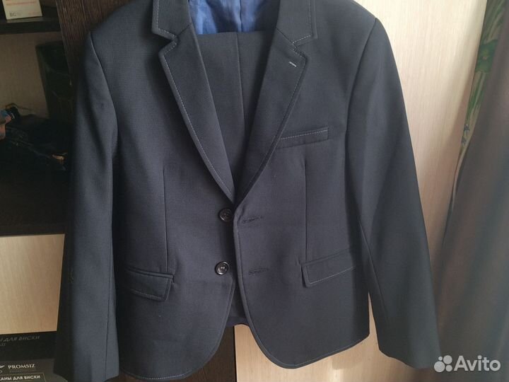 Школьный костюм для мальчика 134 черный