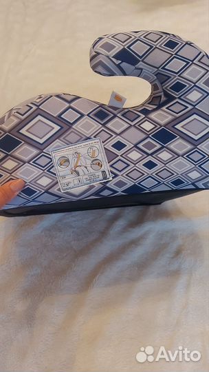 Детский бустер автомобильный