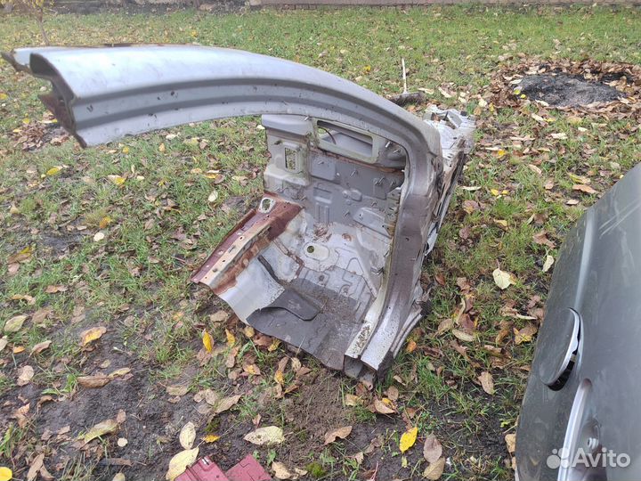 Лансер 10 передняя правая часть кузова четверть