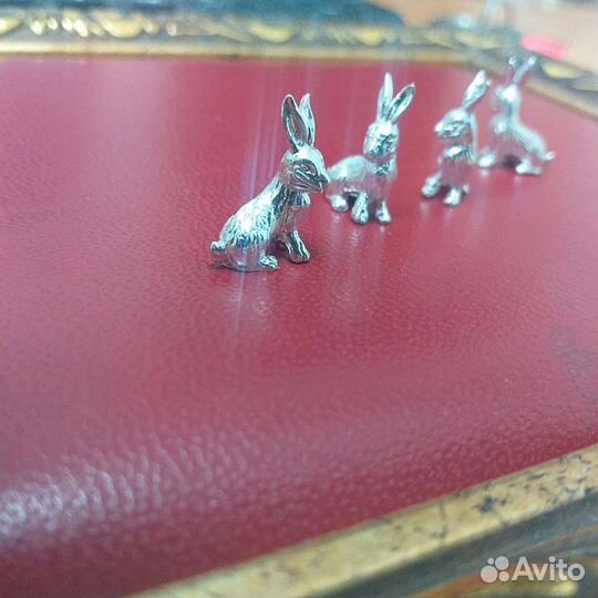 Сювинер из серебра