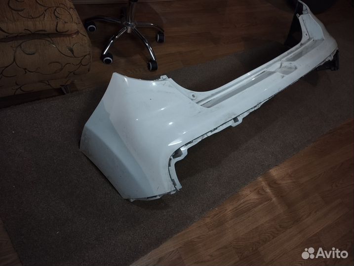 Продам задний бампер на Kia Soul верхней части
