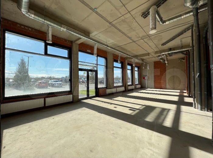 Витрины, парковка, 31 кВт, h 4.4м