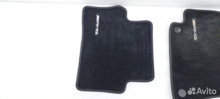 Б/У Коврики комплект Состояние хорошее, оригинал