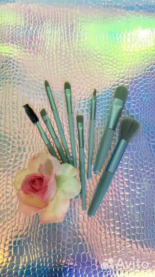Кисти для макияжа новые