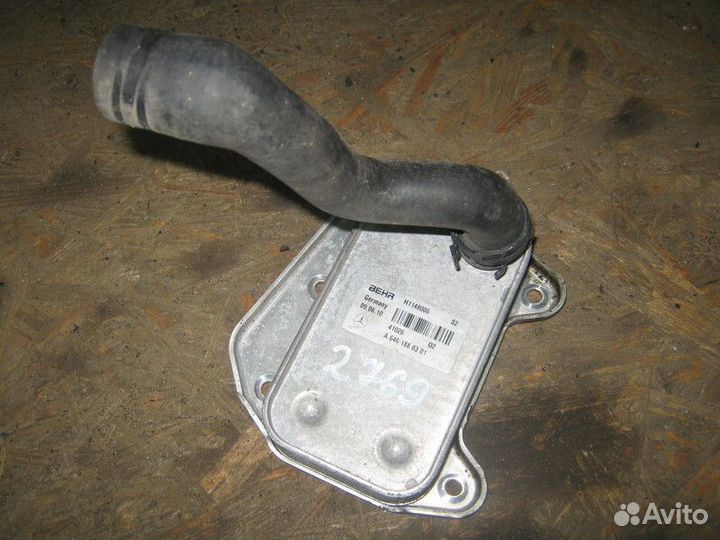 Радиатор масляный Mercedes-Benz Vito W639 2010