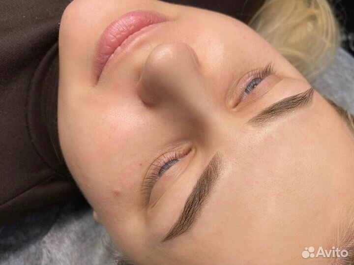 Косметик-эстетист, мастер перманентного макияжа