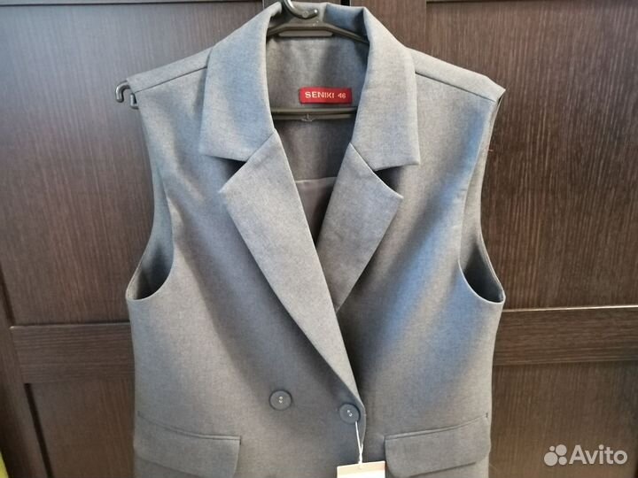 Жилетка женская