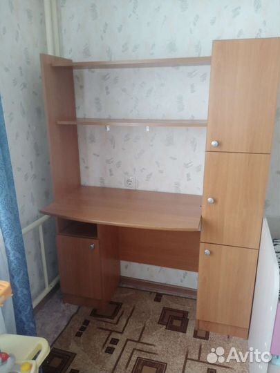 Письменный стол, Стенка горка