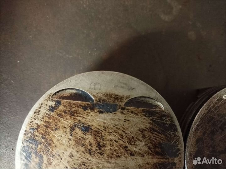 Поршни с пальцами