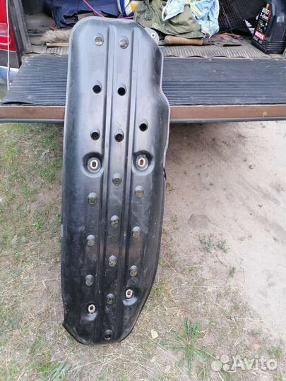 Защита бака на амарок