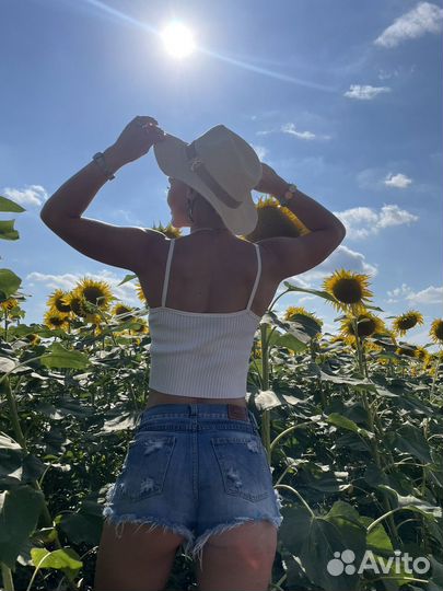 Джинсовые шорты