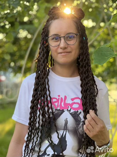 Плетение кос афрокосы де-дреды де-косы