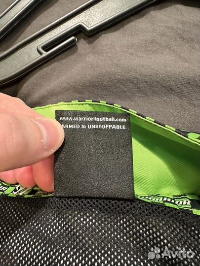 Ветровка warrior football