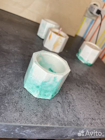 Подсвечники