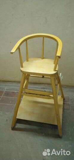 Стульчик времен СССР для кормления деревянный