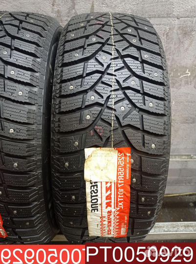 Bridgestone Blizzak Spike-02 225/55 R17 110