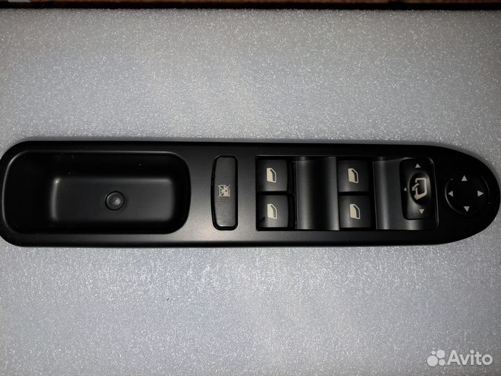 Блок управления стеклоподъемниками peugeot 307