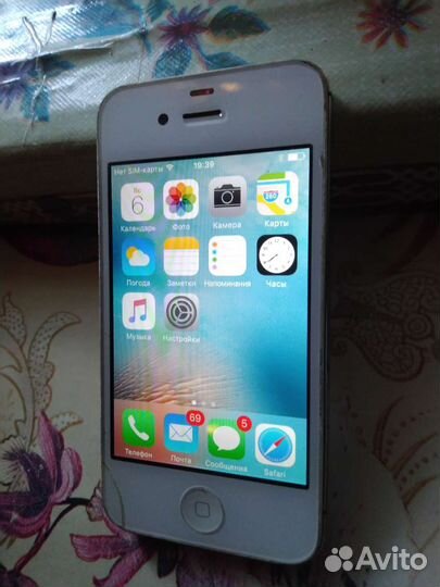 Телефон iPhone 4s