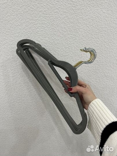 Вешалки плечики бархатные