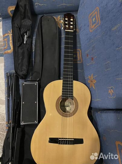 Классическая гитара бу