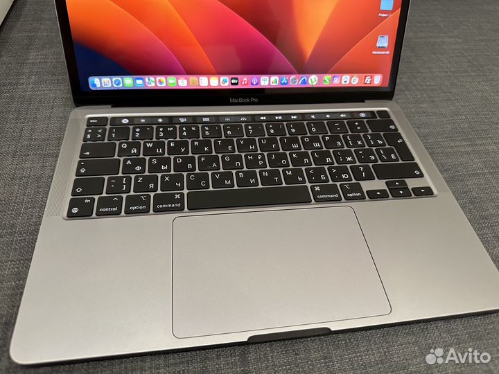 Macbook pro 13 2020 m1